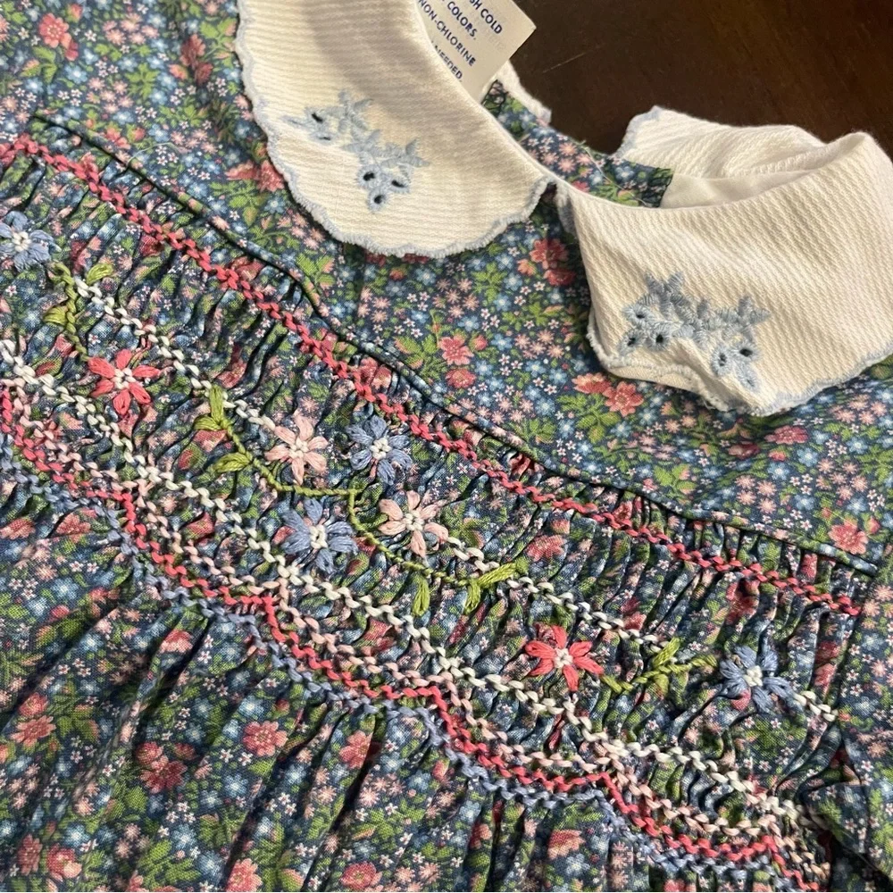 Vintage‎ size 12 months dress floral fabric with smocked front USA materials
